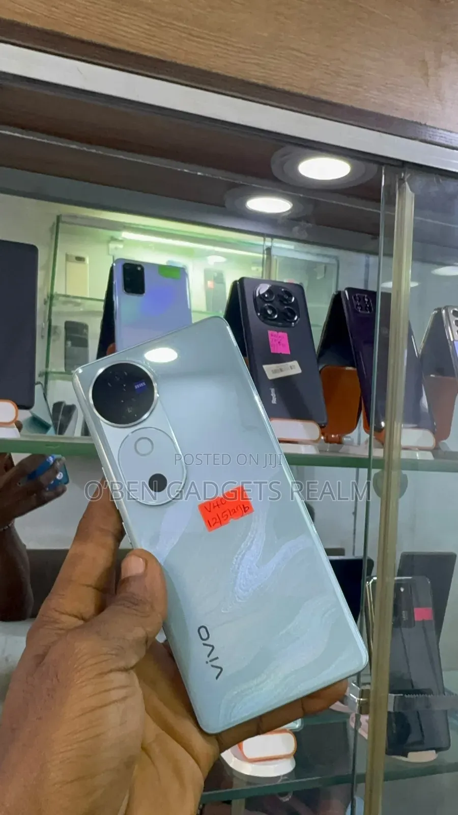 Vivo V40 512 GB