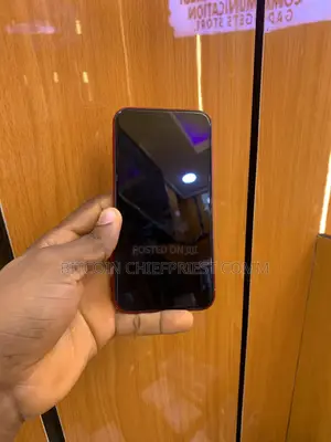 Apple iPhone XR 128 GB Red