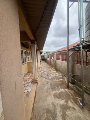 8 Units Room Self-Contained Hostel at Adenike, Lautech Ogbomoso