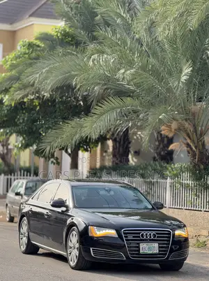 Audi A8 L 4.0T quattro 4dr Sedan AWD (4.0L 8cyl Turbo 8A) 2014 Black