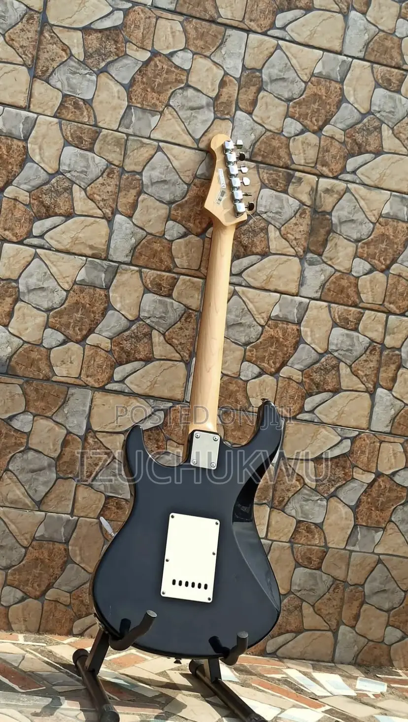 Original Yamaha Pacifica Electric Guitar