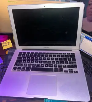 Laptop Apple MacBook 2015 8GB Intel Core i5 SSD 256GB