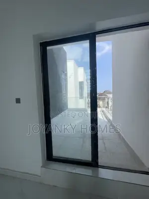 5bdrm Duplex in Hosanna Estate, Amuwo-Odofin for sale