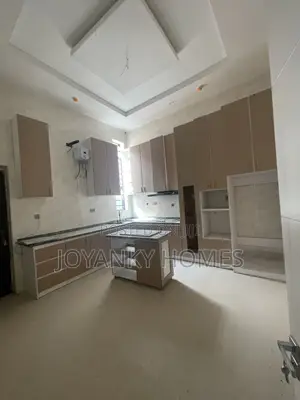 5bdrm Duplex in Hosanna Estate, Amuwo-Odofin for sale