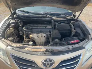 Toyota Camry 2008 Gold
