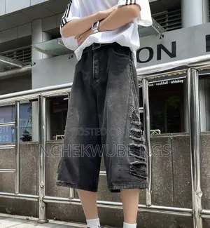 Top Notch Short