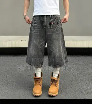 Top Notch Short