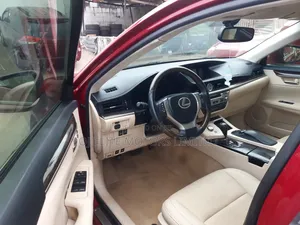 Lexus ES 2014 Red