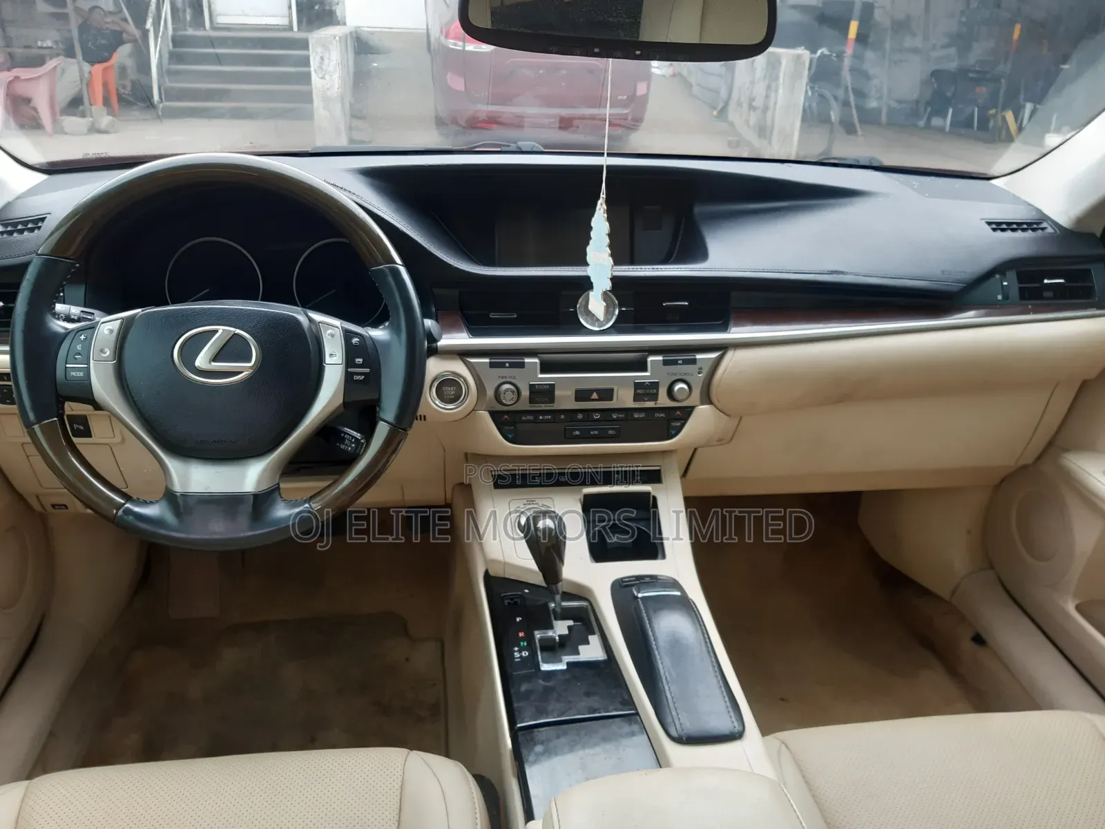 Lexus ES 2014 Red