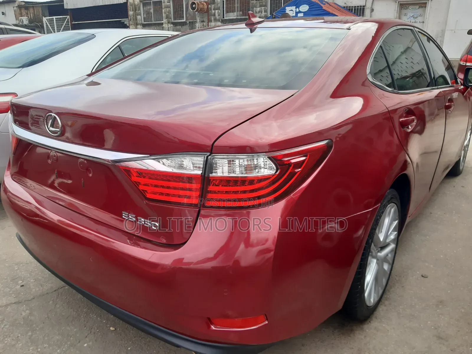 Lexus ES 2014 Red