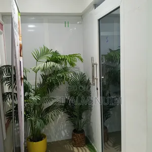 Aluminum Partition and Bout