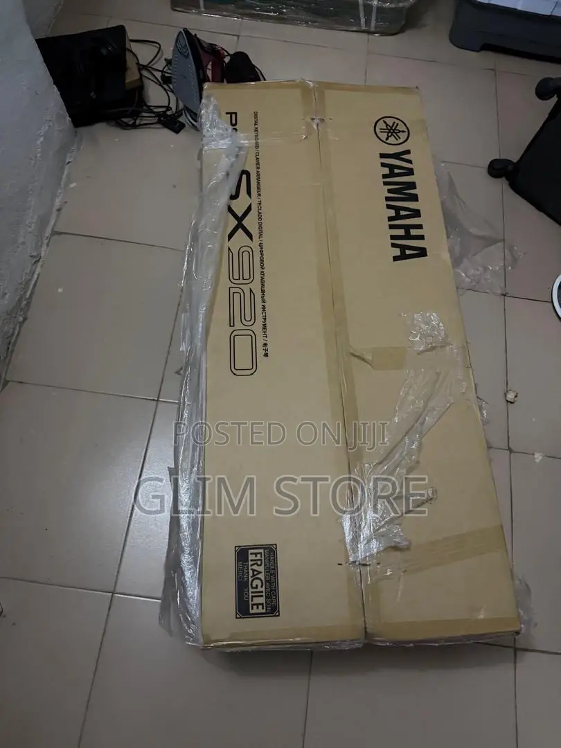 Yamaha SX920