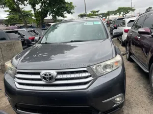 Toyota Highlander 2013 Gray