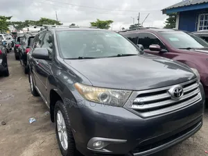 Toyota Highlander 2013 Gray
