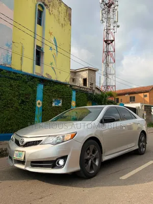 Toyota Camry 2013 Silver
