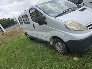 Nissan Caravan (Urvan) 2008 White
