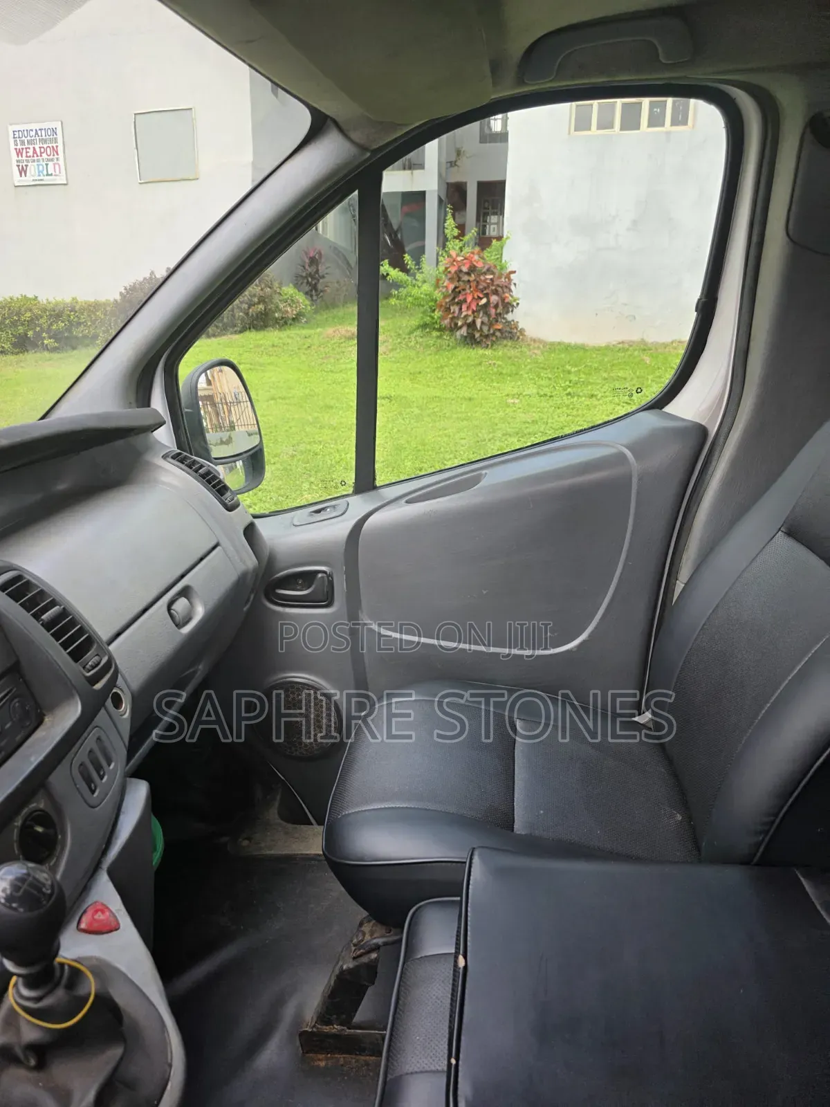 Nissan Caravan (Urvan) 2008 White