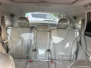 Toyota Venza 2010 White
