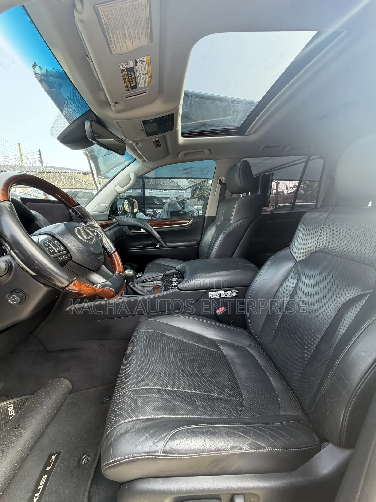 Lexus LX 570 AWD 2016 Black