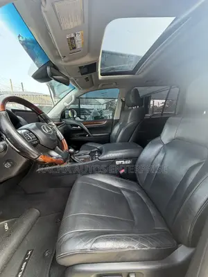 Lexus LX 570 AWD 2016 Black