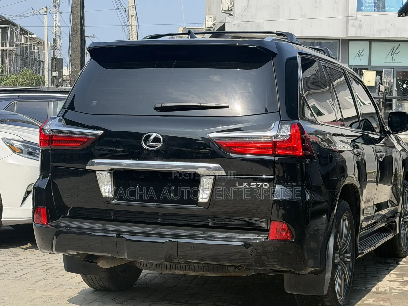 Lexus LX 570 AWD 2016 Black