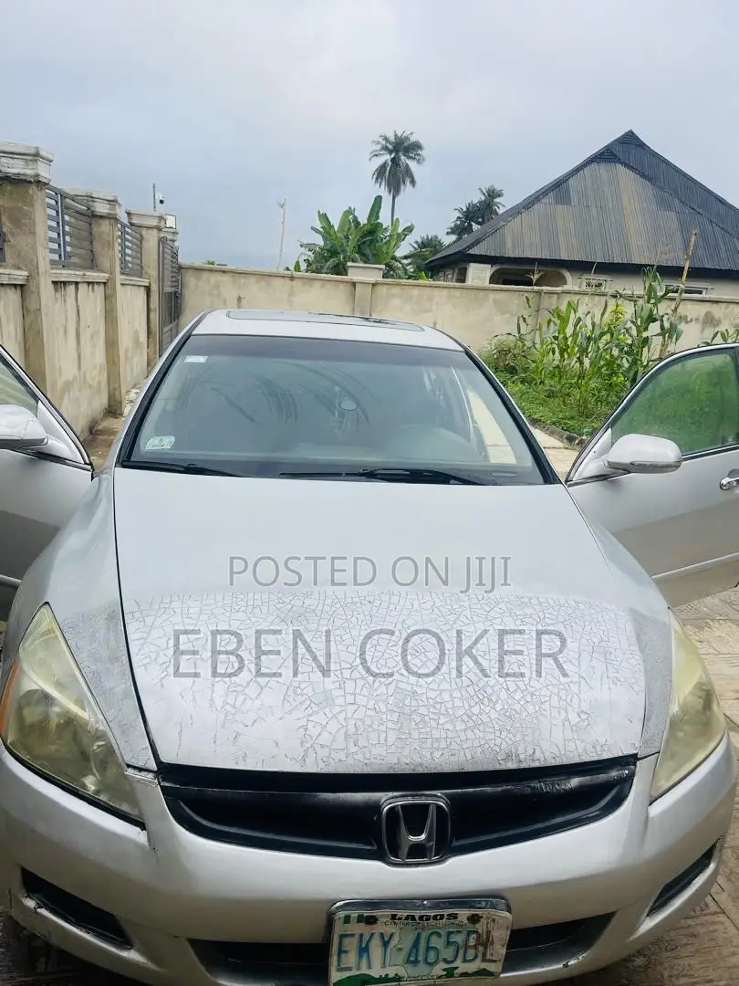 Honda Accord 2006 Silver