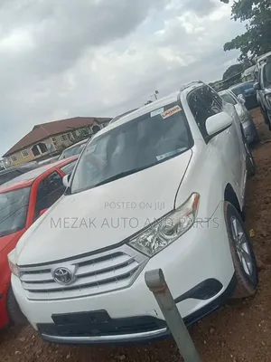 Toyota Highlander 2011 White