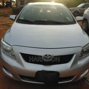 Toyota Corolla LE 4dr Sedan (1.8L 4 cyl 4A) 2009 Silver