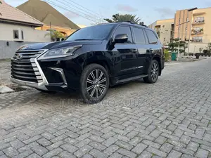 Lexus LX 570 (5 seats) AWD 2016 Black