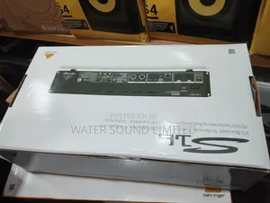 Behringer S16 16 Channel