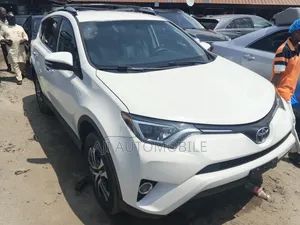 Toyota RAV4 2015 White