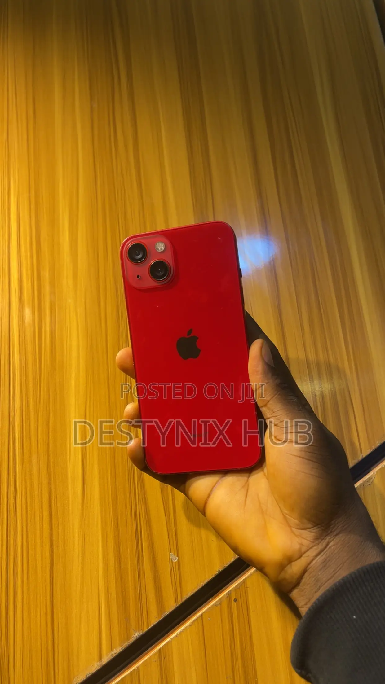 Apple iPhone 13 128 GB Red