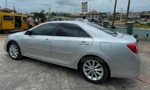 Toyota Camry 2014 Silver