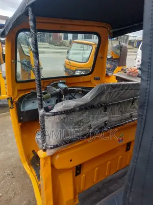 TVS 2025 Yellow