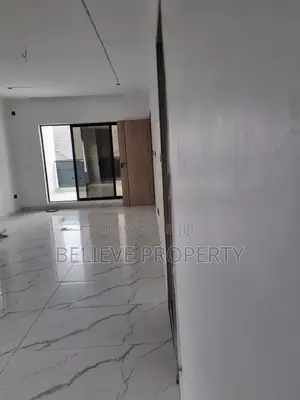 Furnished 4bdrm Apartment in Wumego Crescent, Lekki Phase 1 for sale
