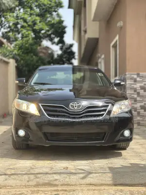 Toyota Camry LE 4dr Sedan (2.5L 4cyl 6A) 2011 Black