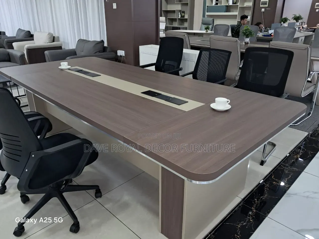 Executive 16 Seaters Conference Table