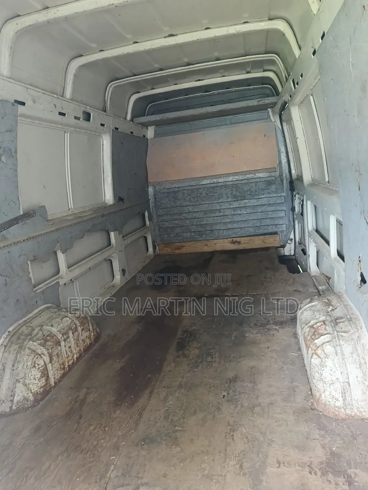 Volkswagen LT 2009 White