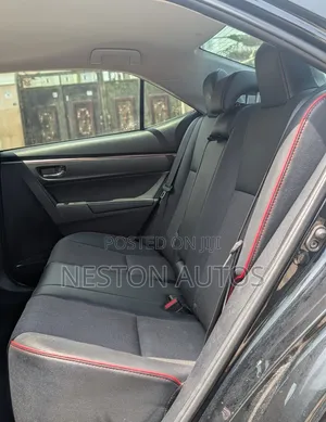 Toyota Corolla 2016 Black