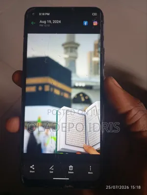 Infinix Hot 10 64 GB Blue