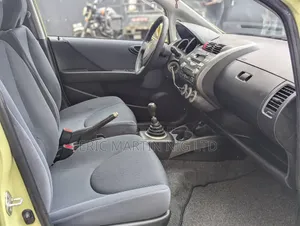 Mercedes-Benz Vito 2010 Yellow