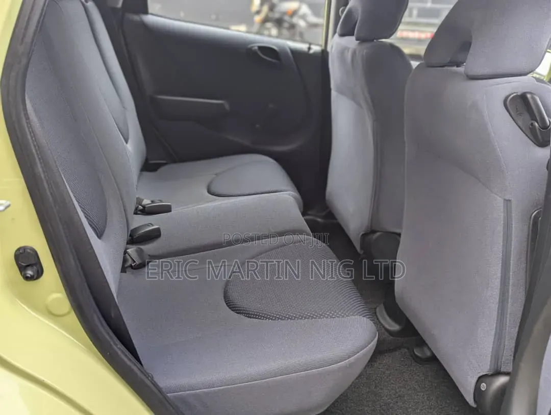 Mercedes-Benz Vito 2010 Yellow