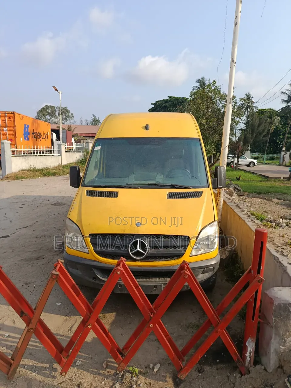 Mercedes-Benz Vito 2010 Yellow