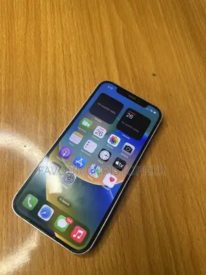 Apple iPhone 12 64 GB White