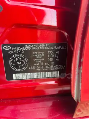 Hyundai Sonata Limited Sedan FWD (2.4L 4cyl 6A) 2011 Red