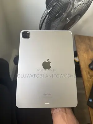 Apple iPad Pro 11 (2022) 128 GB Gray