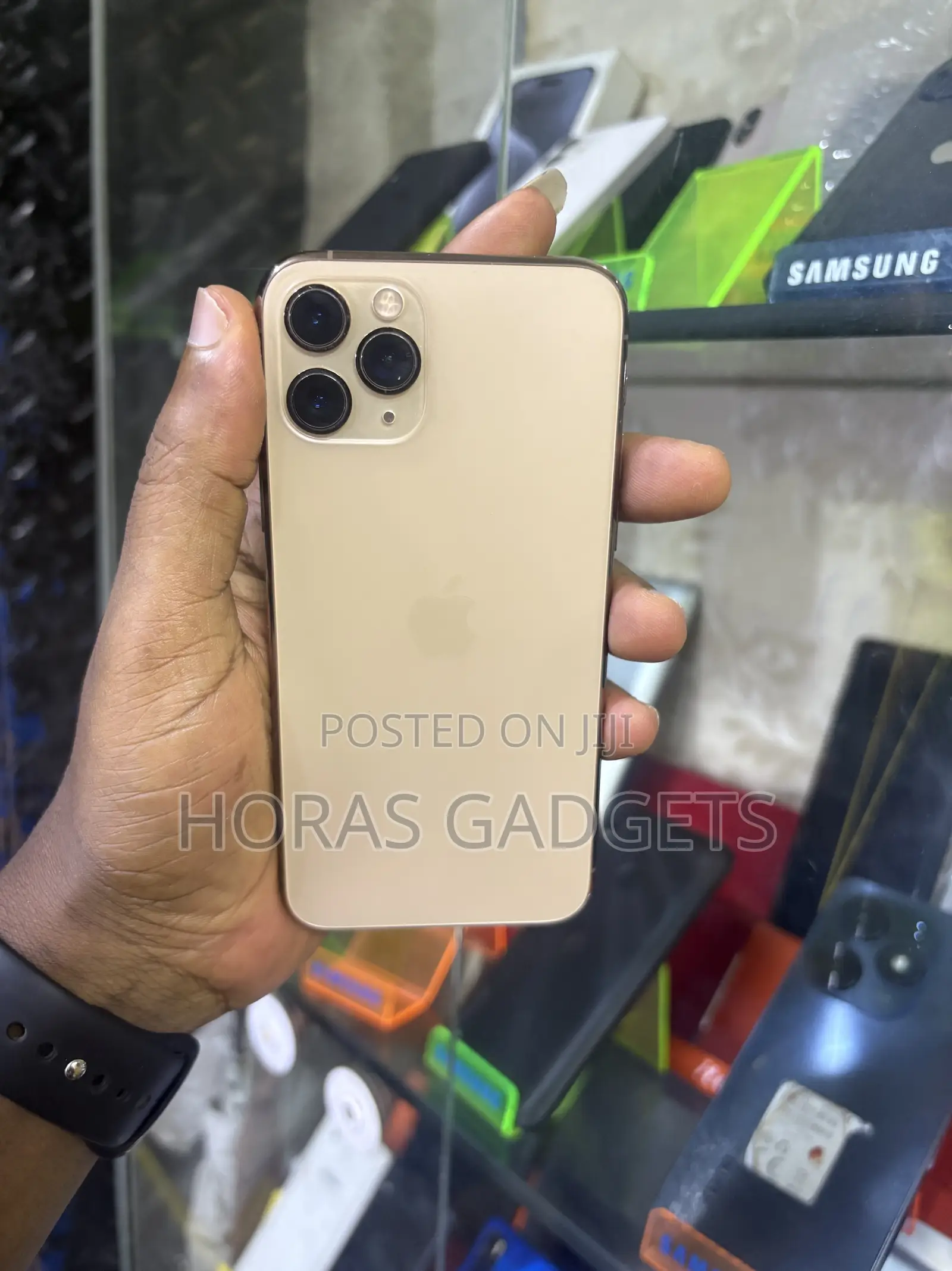 Apple iPhone 11 Pro 64 GB Gold