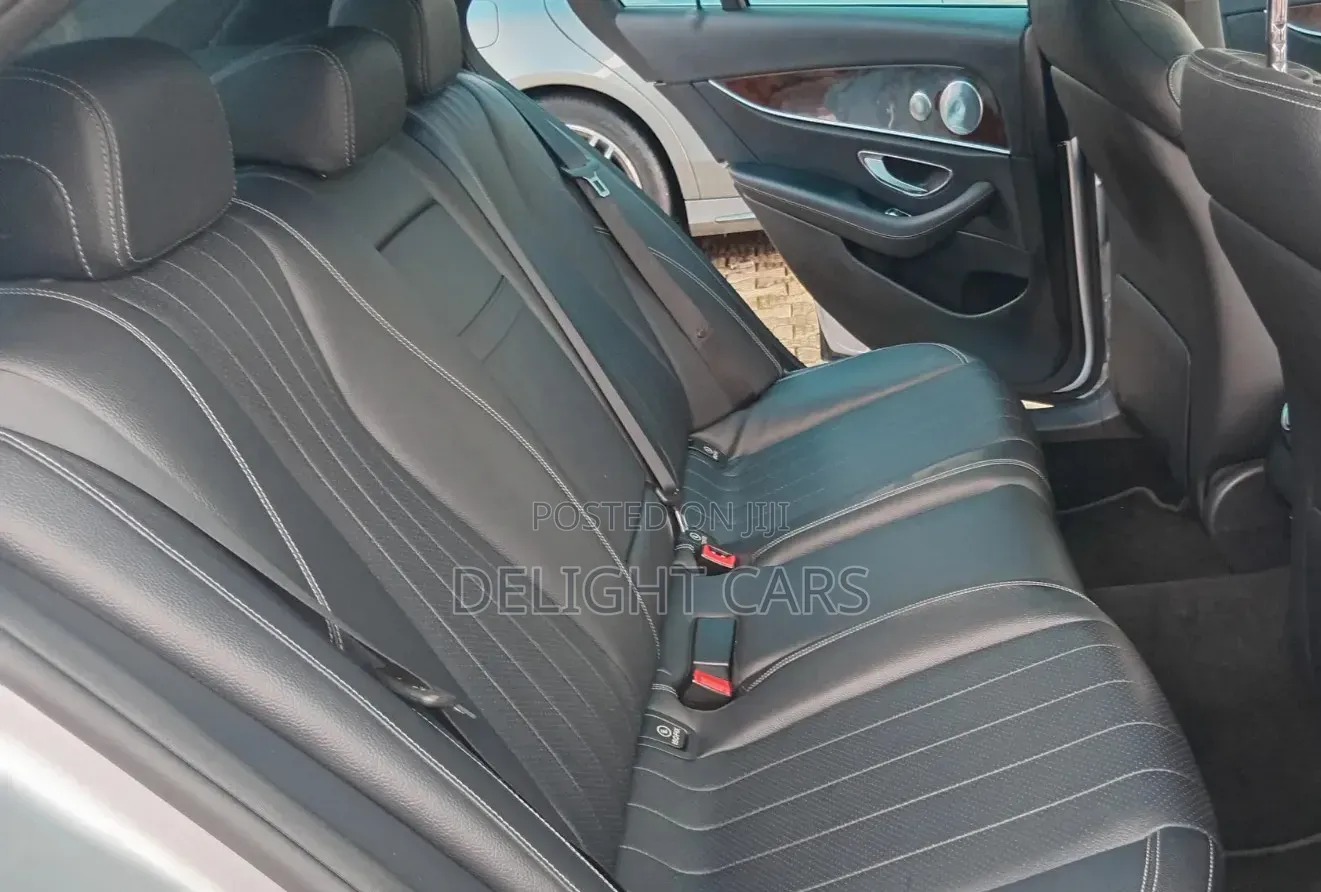 Mercedes-Benz E300 2018 Silver