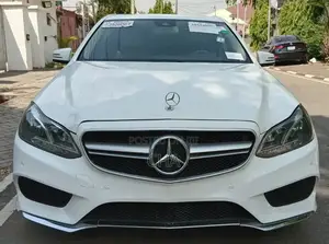 Mercedes-Benz E350 Base 4Matic Sedan AWD (3.5L 6cyl 7A) 2015 White