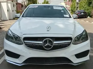 Mercedes-Benz E350 Base 4Matic Sedan AWD (3.5L 6cyl 7A) 2015 White